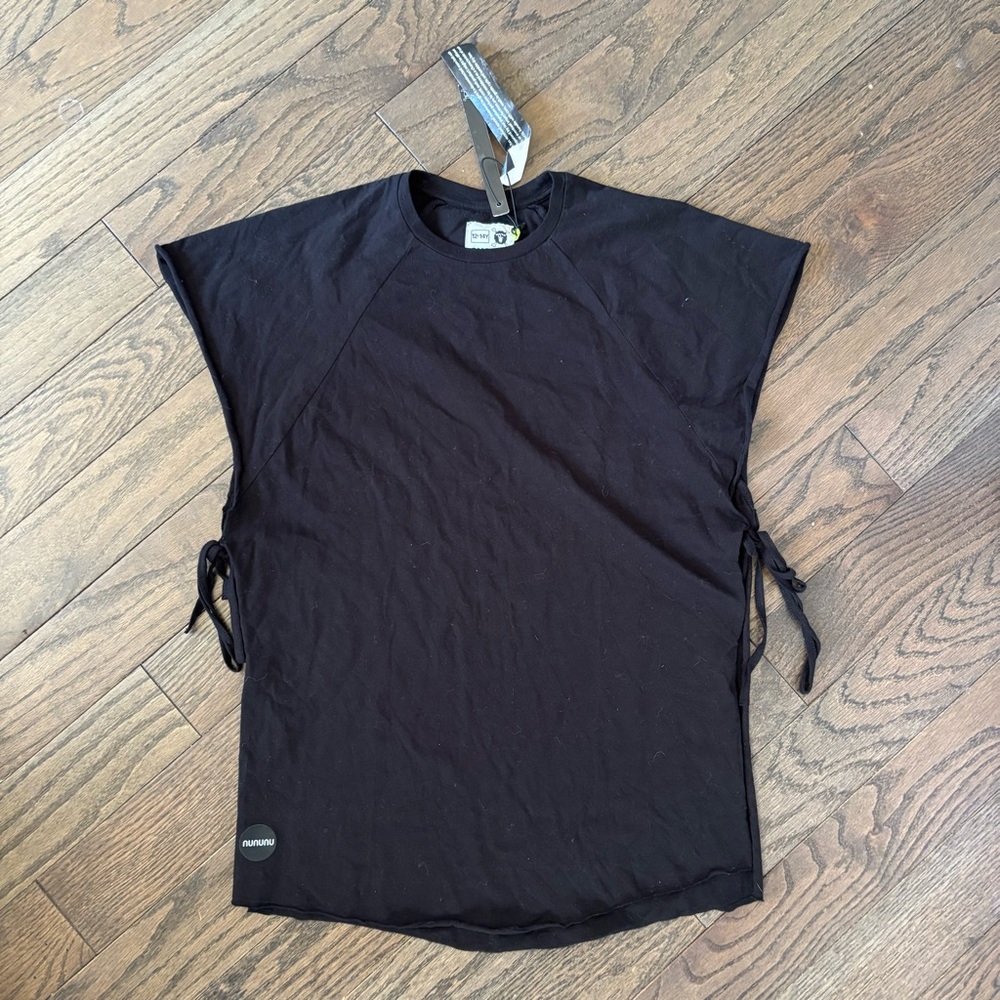 Nununu Black Light Poncho